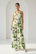 LEAF PRINT SLEEVELESS TOP AND PANTS SET. (2 pieces)